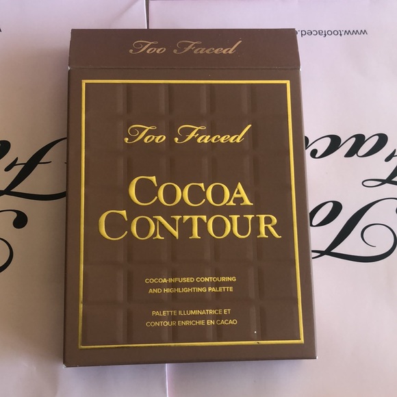 Cocoa Contour-Cocoa-infused contouring and highlighting palette - Picture 3 of 6